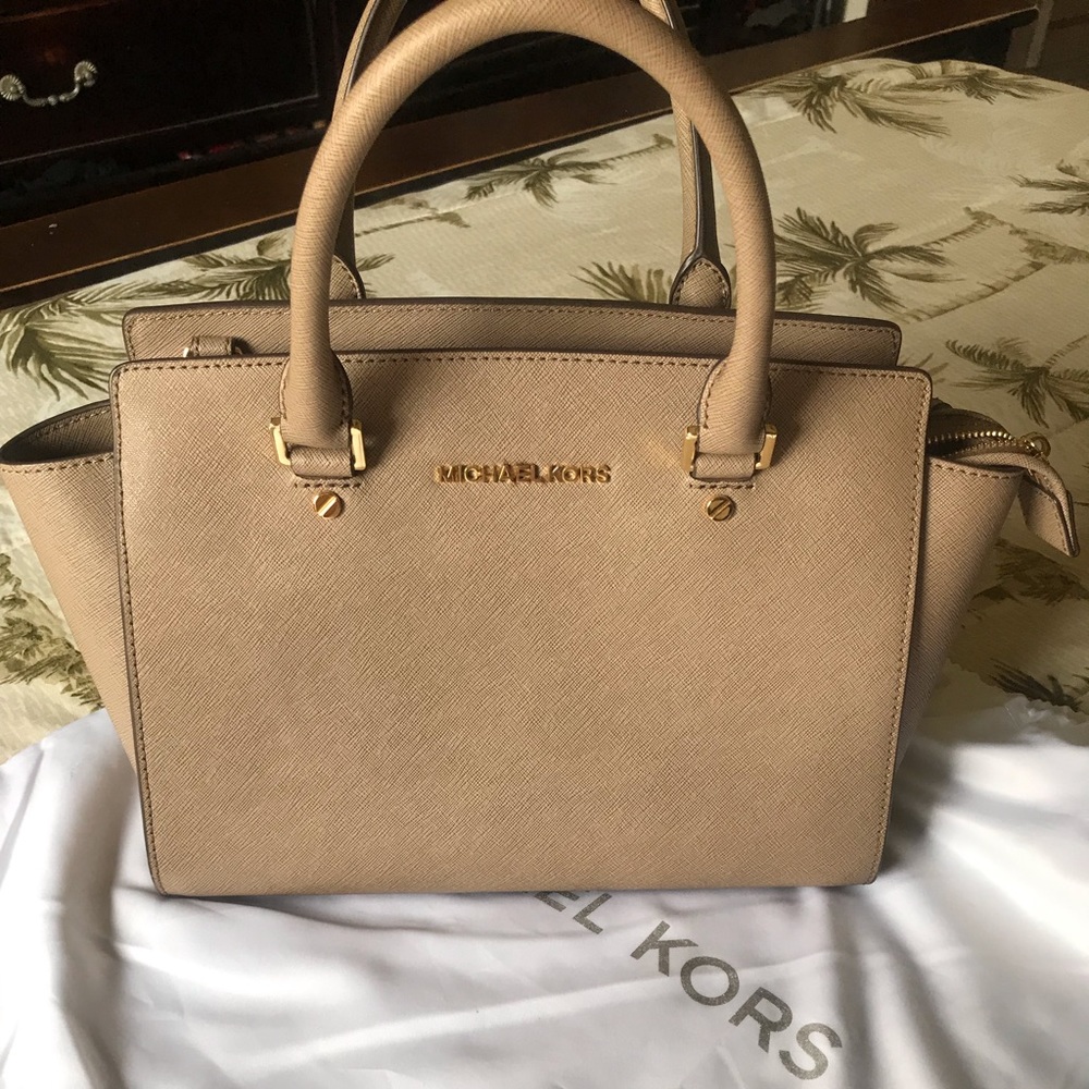 Michael Kors bag